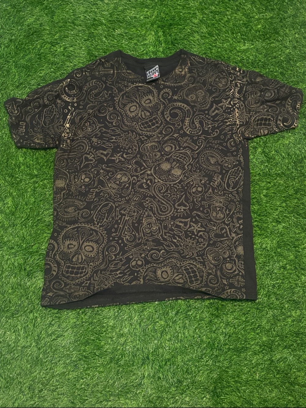 Vintage Top Heavy Black Graphic Skull T-Shirt Large